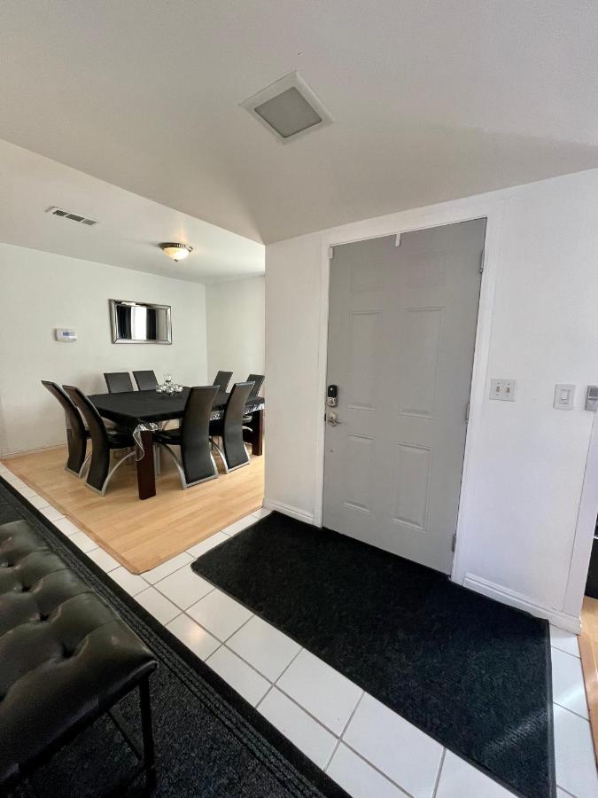 Urban Las Vegas Colonial In The Heart Of Vegas Villa Екстериор снимка